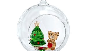 2016 swarovski christmas ornament