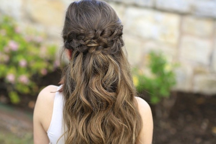 Hairstyles for straight hair prom